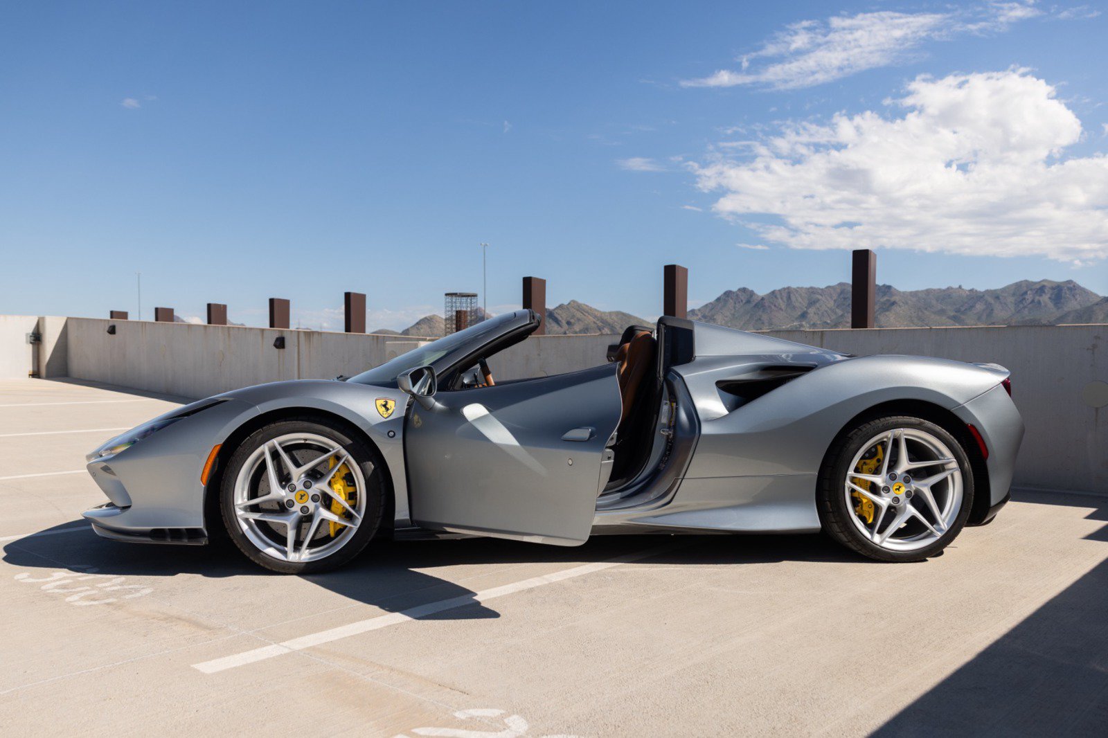 Used 2021 Ferrari F8 Tributo RWD image 12