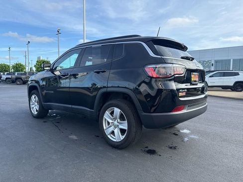 Used 2022 Jeep Compass Latitude AWD/4WD image 5
