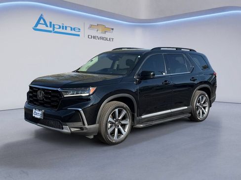 Used 2025 Honda Pilot Elite image 1