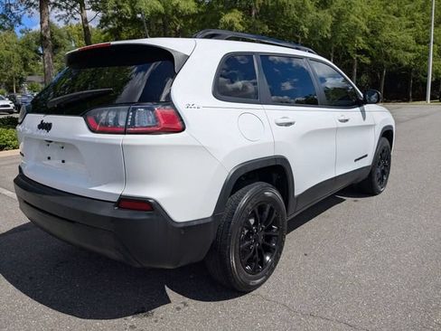 Used 2023 Jeep Cherokee Altitude Lux AWD/4WD image 8
