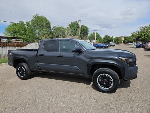 Used 2024 Toyota Tacoma TRD Off-Road AWD/4WD image 2