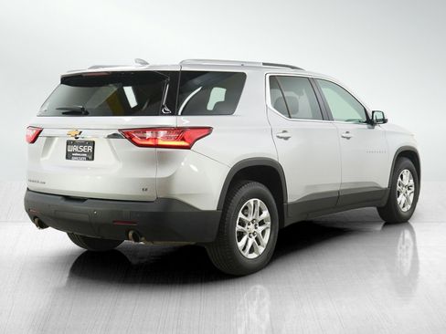 Used 2018 Chevrolet Traverse LT image 5