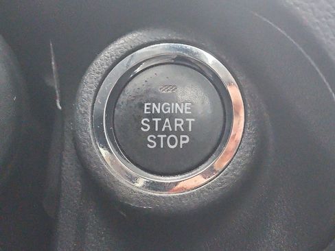 Used 2023 Subaru Forester Premium image 23