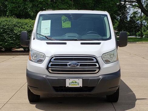 Used 2015 Ford Transit 350 XLT image 9