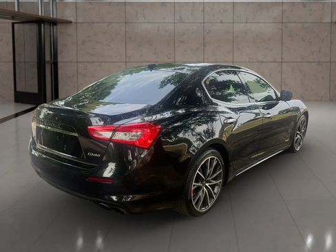 Used 2019 Maserati Ghibli S GranLusso AWD/4WD image 6