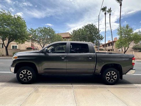 Used 2015 Toyota Tundra SR5 RWD image 5