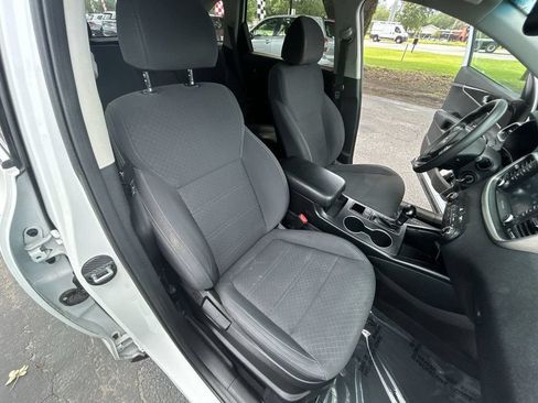 Used 2018 Kia Sorento FWD image 20