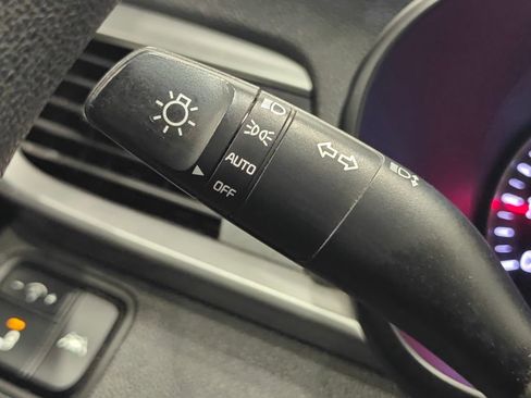 Used 2019 Kia Optima LX image 33