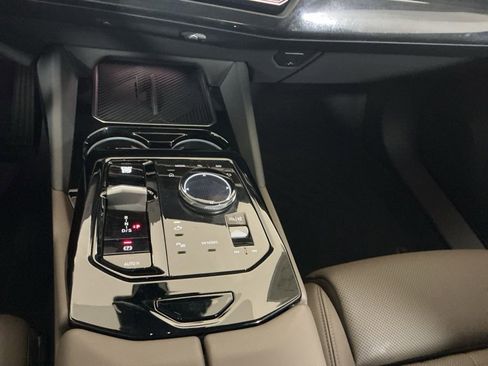 Certified 2024 BMW 530i w/ Premium Package image 12