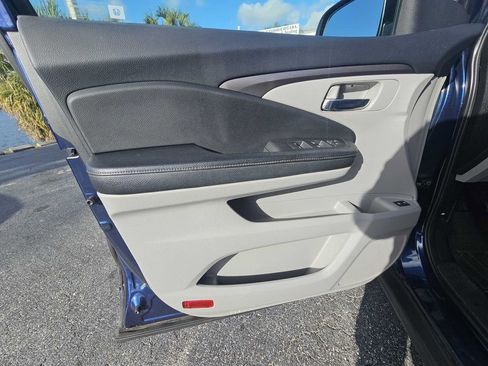 Used 2017 Honda Pilot EX-L image 7