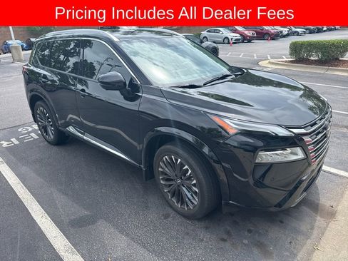 Certified 2024 Nissan Rogue Platinum w/ Platinum Premium Package AWD/4WD image 1