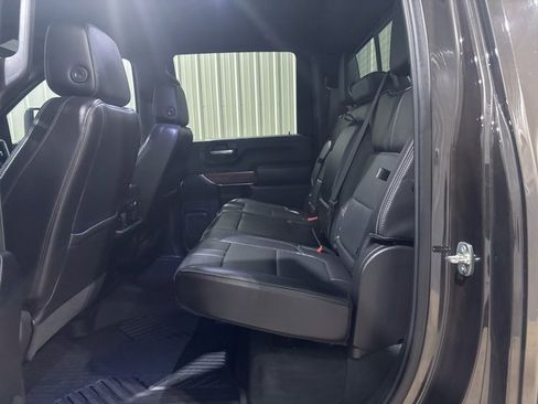 Used 2021 Chevrolet Silverado 3500 High Country image 25