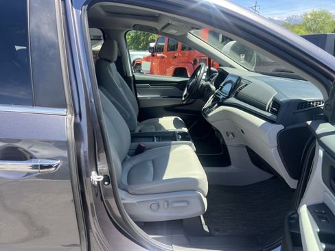 Used 2023 Honda Odyssey EX-L image 10