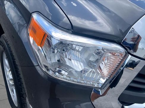 Used 2015 Toyota Tundra SR5 w/ SR5 Upgrade Package AWD/4WD image 28