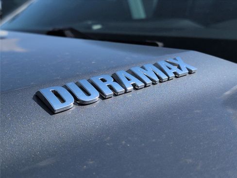 Used 2021 Chevrolet Silverado 1500 LTZ image 31