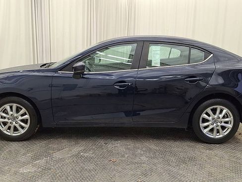 Used 2018 MAZDA MAZDA3 Sport w/ Preferred Equipment Package image 8