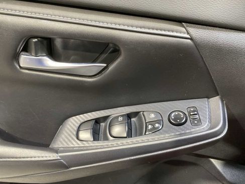 Used 2022 Nissan Sentra SV image 23