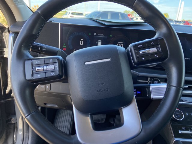 Used 2025 Hyundai Santa Fe SEL FWD image 35