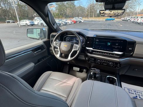 Used 2024 Chevrolet Silverado 1500 LTZ w/ LTZ Premium Package image 22