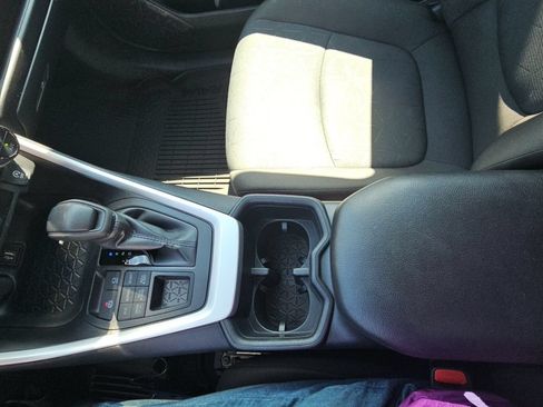 Certified 2025 Toyota RAV4 XLE AWD/4WD image 20