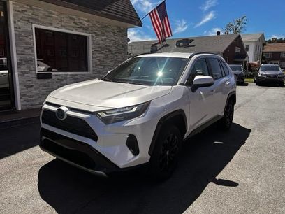 Used 2024 Toyota RAV4 SE
