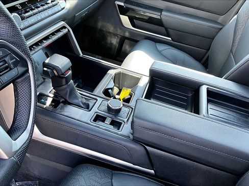 Used 2025 Toyota Tundra Limited w/ TRD Off-Road Package AWD/4WD image 17