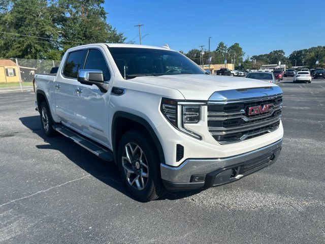 Used 2023 GMC Sierra 1500 SLT w/ SLT Premium Package AWD/4WD image 6