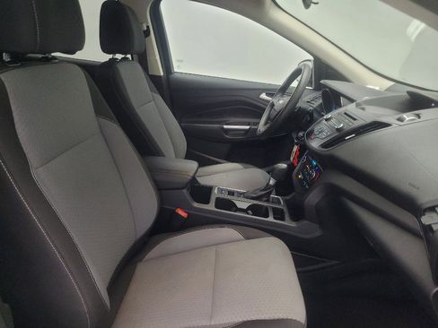 Used 2017 Ford Escape SE FWD image 21