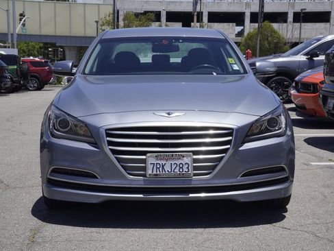 Used 2016 Hyundai Genesis 3.8 RWD image 6