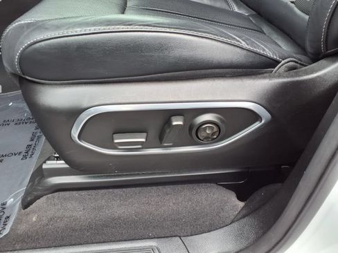Used 2024 Jeep Wagoneer Series II AWD/4WD image 23