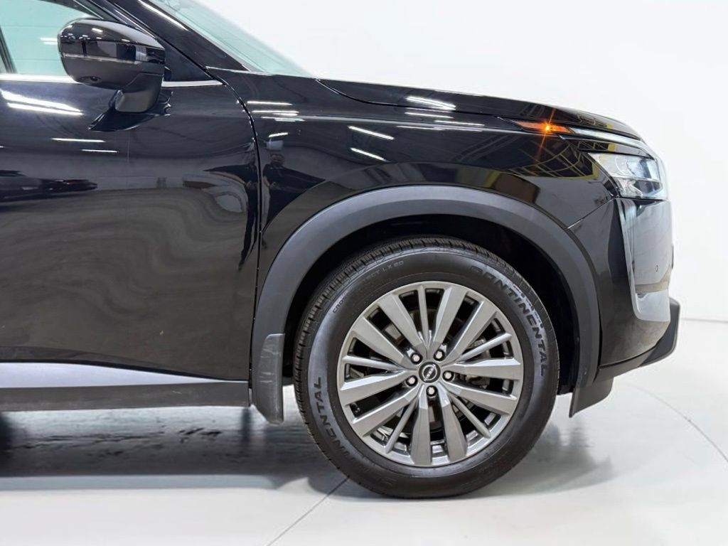 Used 2023 Nissan Pathfinder SL w/ SL Premium Package AWD/4WD image 14
