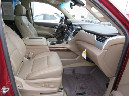 Used 2018 GMC Yukon SLT w/ Open Road Package image 14