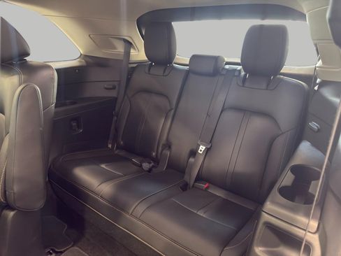 Used 2025 MAZDA CX-90 3.3 Turbo w/ Premium Sport Pkg image 25