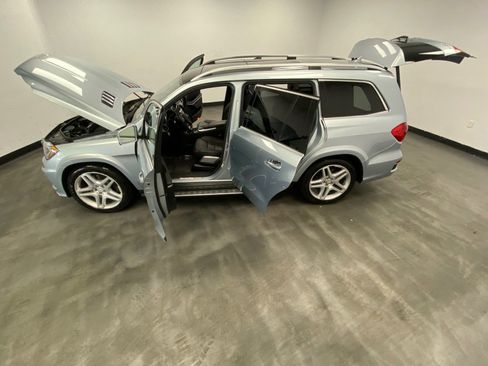 Used 2015 Mercedes-Benz GL 550 4MATIC image 51