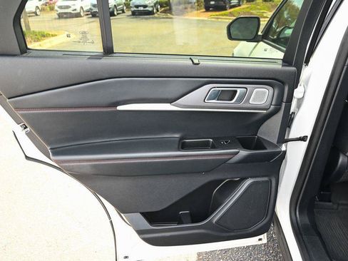 Certified 2025 Ford Explorer ST AWD/4WD image 25