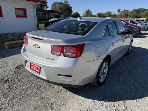 Used 2014 Chevrolet Malibu LT w/ Power Convenience Package image 3