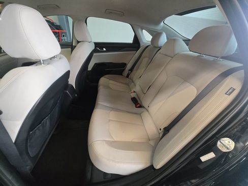 Used 2021 Kia K5 LXS FWD image 22