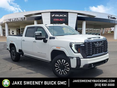 Used 2024 GMC Sierra 2500 Denali Ultimate AWD/4WD image 1
