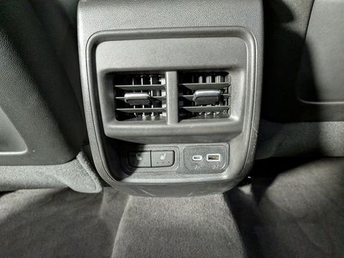 Certified 2022 Cadillac XT4 Premium Luxury w/ Enhanced Visibility Package image 28