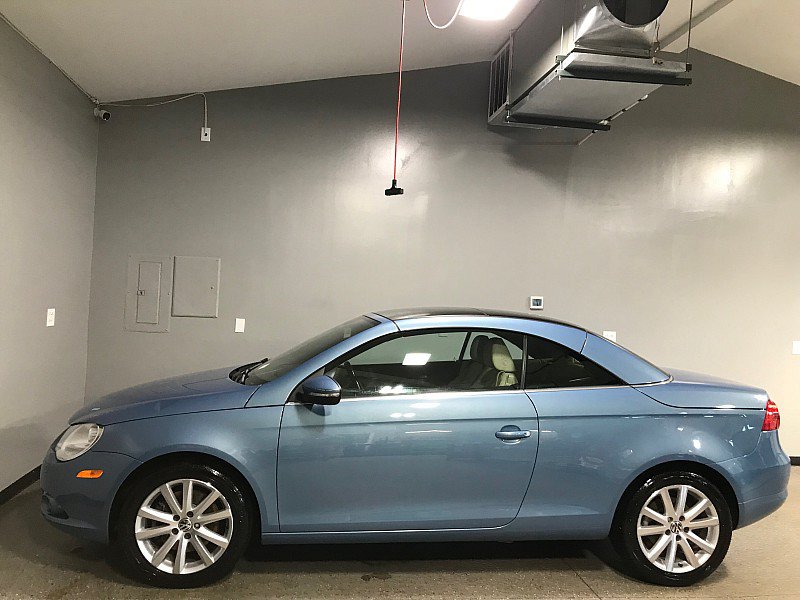 Used 2009 Volkswagen Eos Komfort FWD image 12