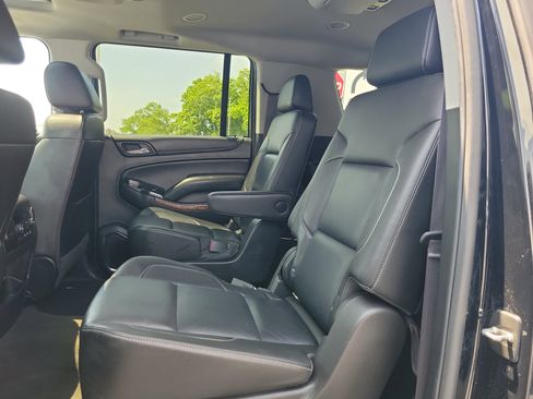 Used 2017 Chevrolet Suburban Premier AWD/4WD image 11