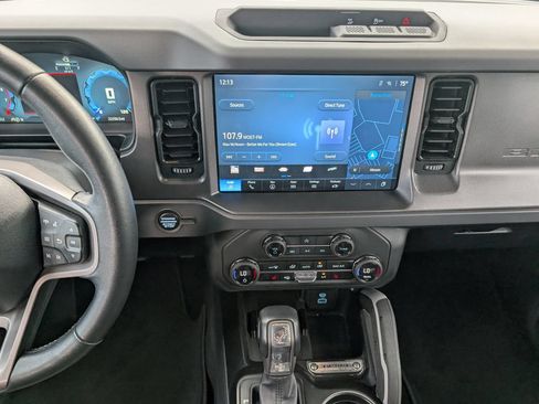 Used 2025 Ford Bronco Big Bend AWD/4WD image 19