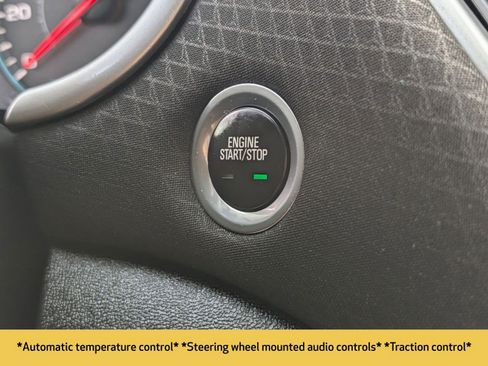 Used 2022 Chevrolet Malibu LT image 9