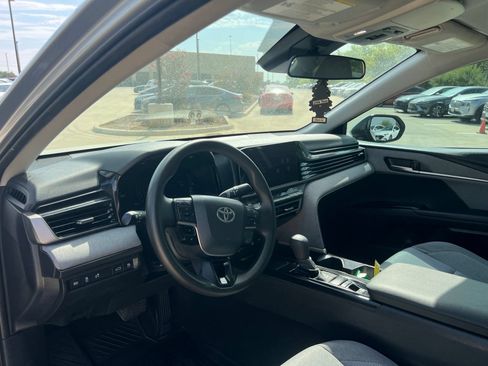 Used 2026 Toyota Camry LE FWD image 20