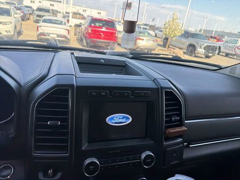 Used 2020 Ford Expedition Max Limited AWD/4WD image 13