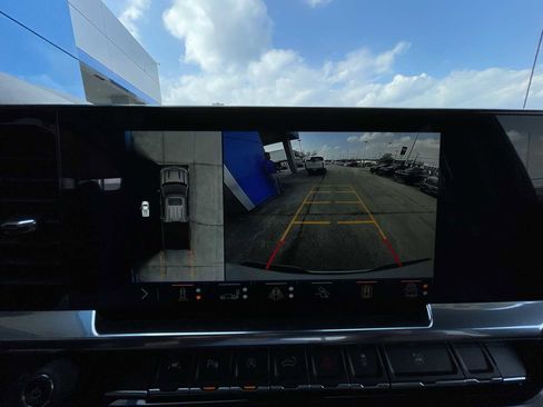 Used 2026 Chevrolet Silverado 1500 High Country image 14