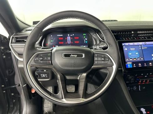 Used 2024 Jeep Grand Cherokee Limited 4xe image 14