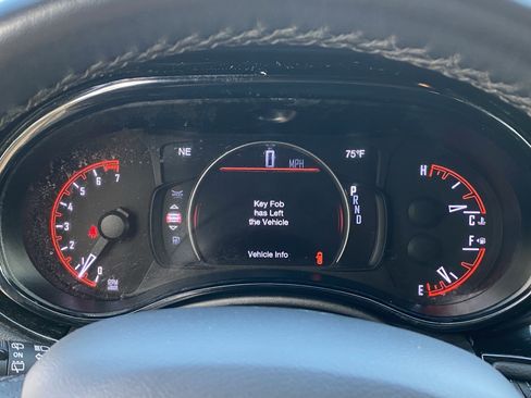 Used 2023 Dodge Durango SXT image 29