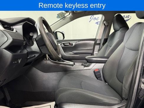 Used 2023 Toyota RAV4 LE AWD/4WD image 11