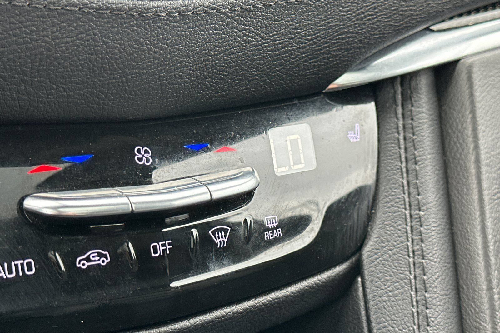 Used 2023 Cadillac XT5 Sportv AWD/4WD image 30